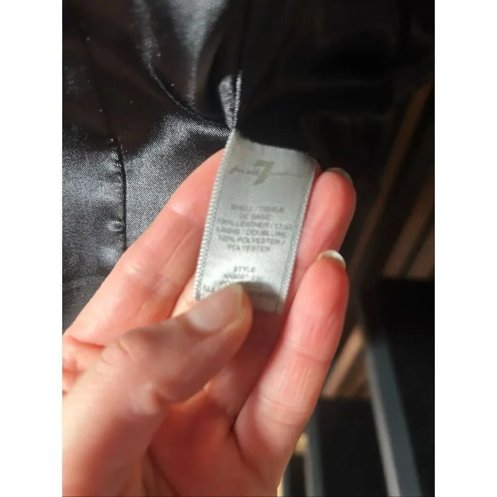 7 For all Mankind Women Rumble Leather Jacket  Size S black moto style short